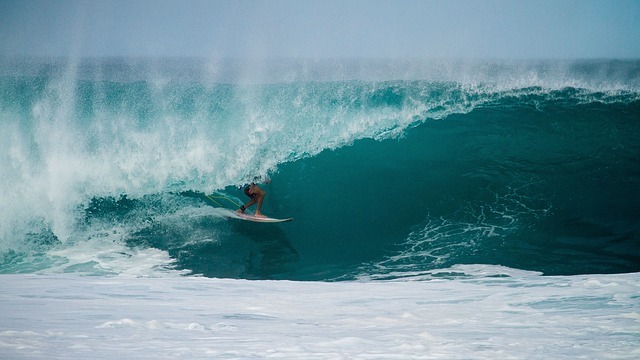 surf-1245757_640