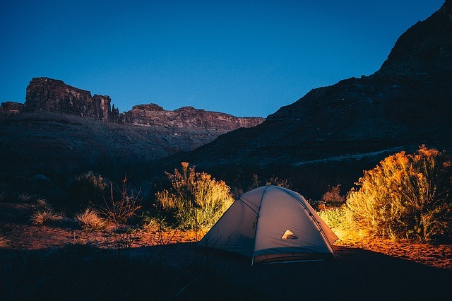tent-1208201_640